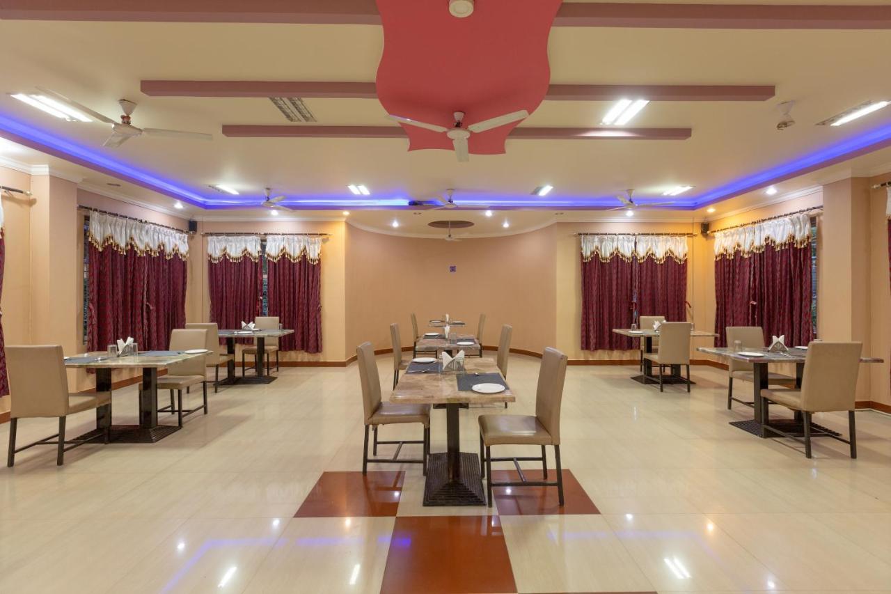 Kstdc Hotel Mayura Chalukya, Badami Exterior photo