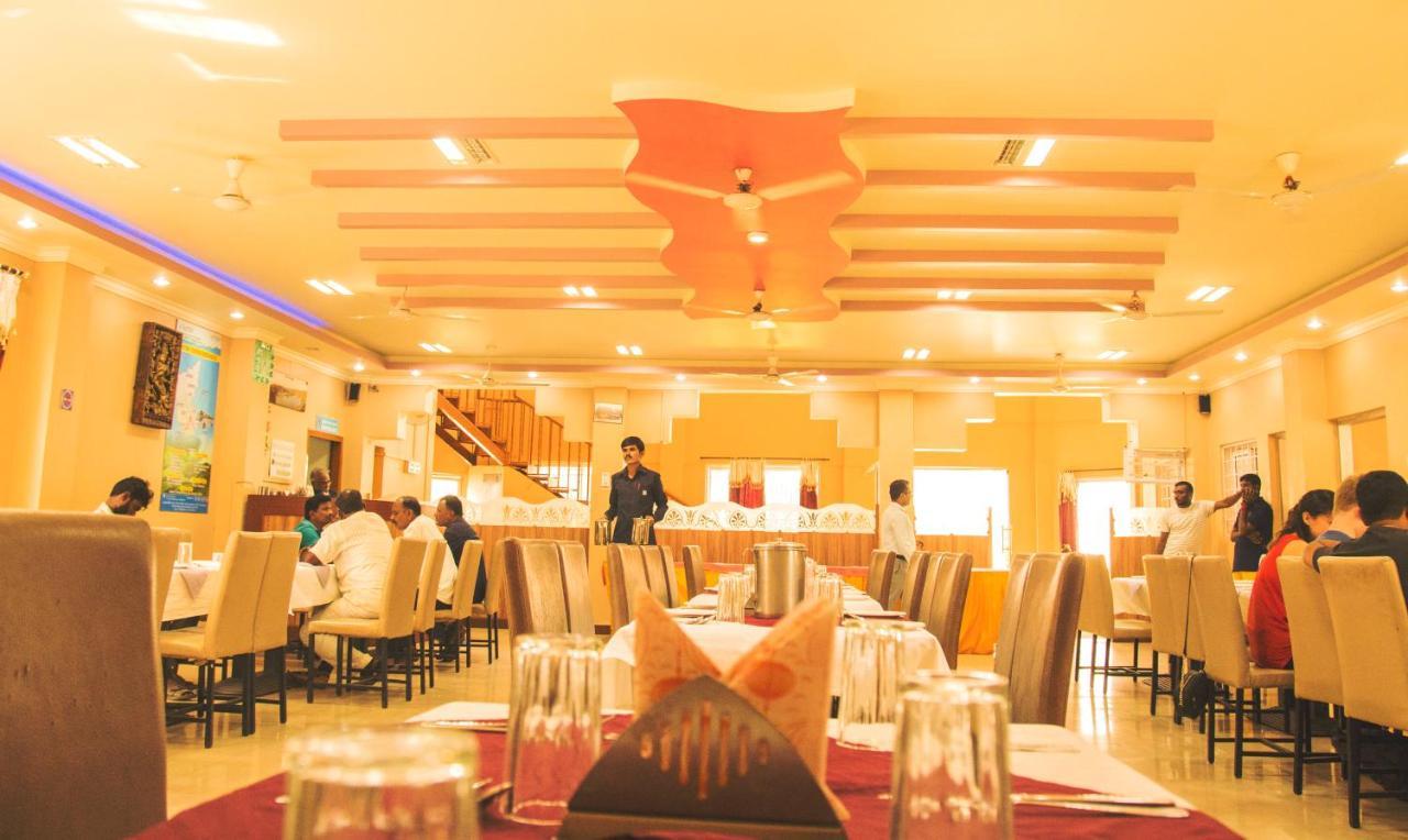 Kstdc Hotel Mayura Chalukya, Badami Exterior photo