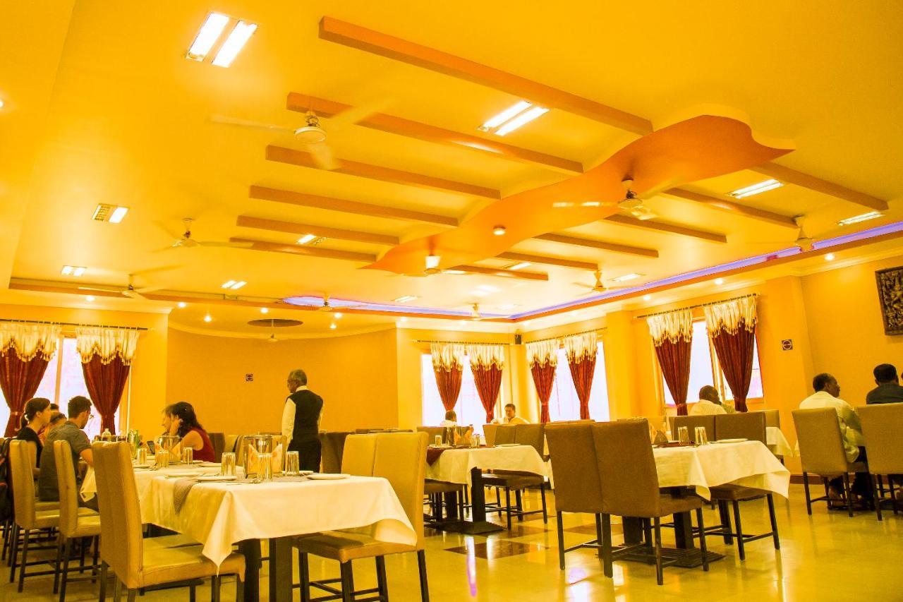 Kstdc Hotel Mayura Chalukya, Badami Exterior photo